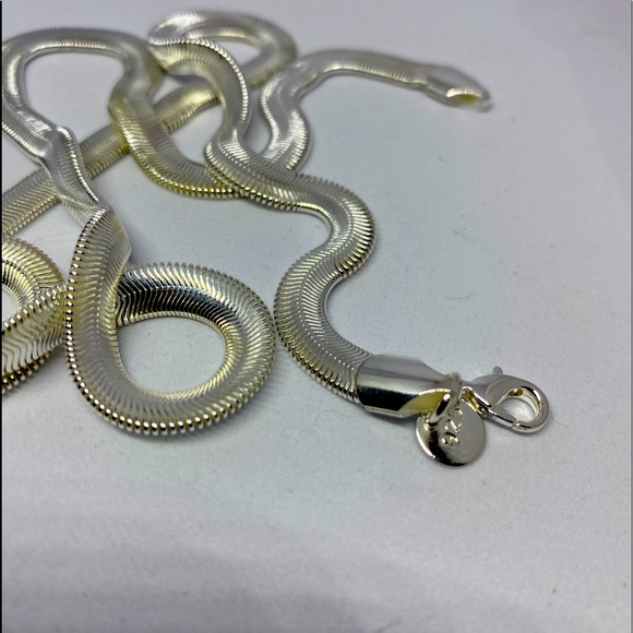 Snake Chain - Picture 1 of 5